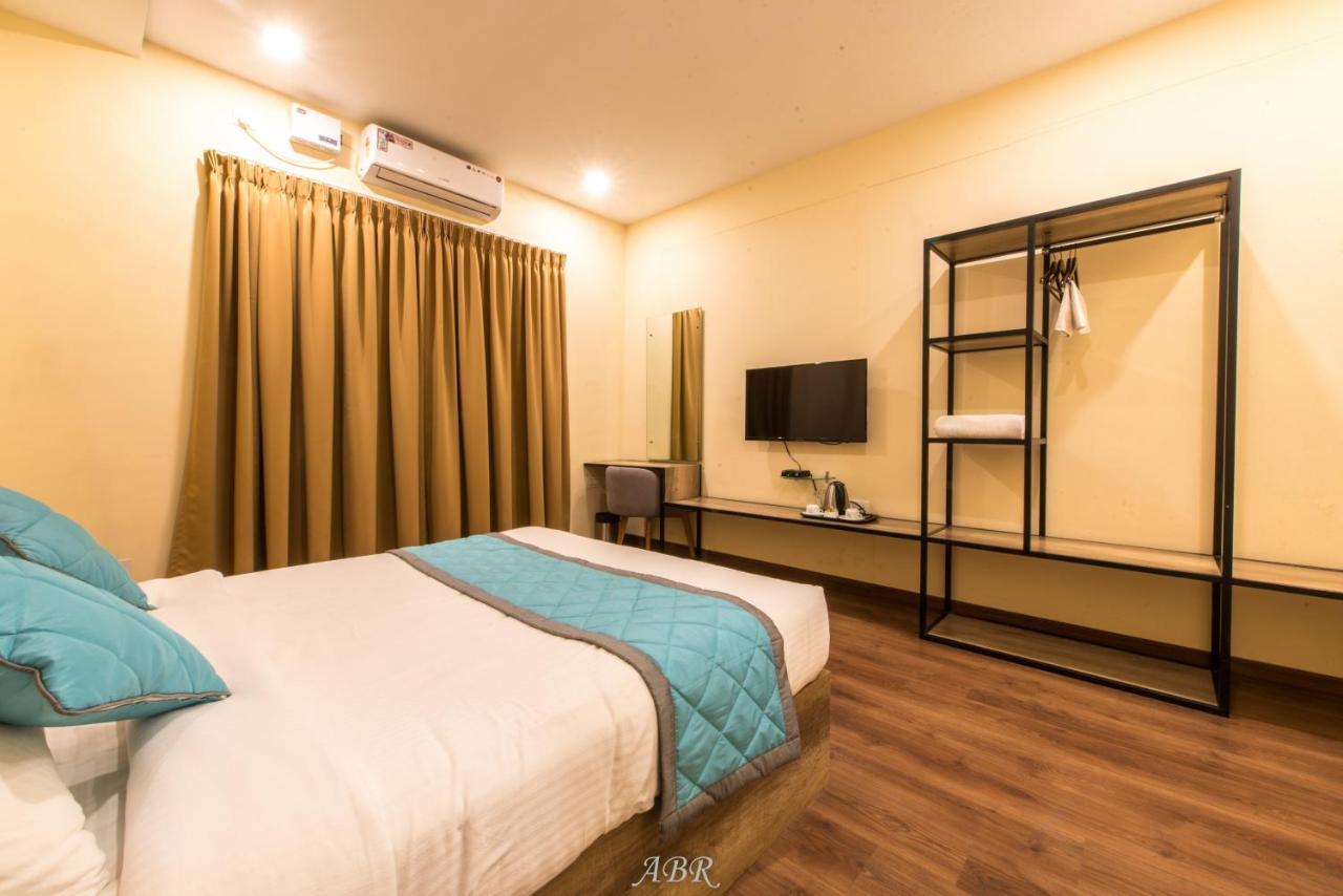 Caramel Hotels Бангалор Экстерьер фото